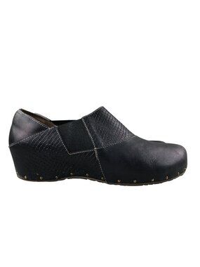 L'Artiste Women's Size 39 (8.5) Gorgias-B Black Leather Closed Toe Wedge Clogs